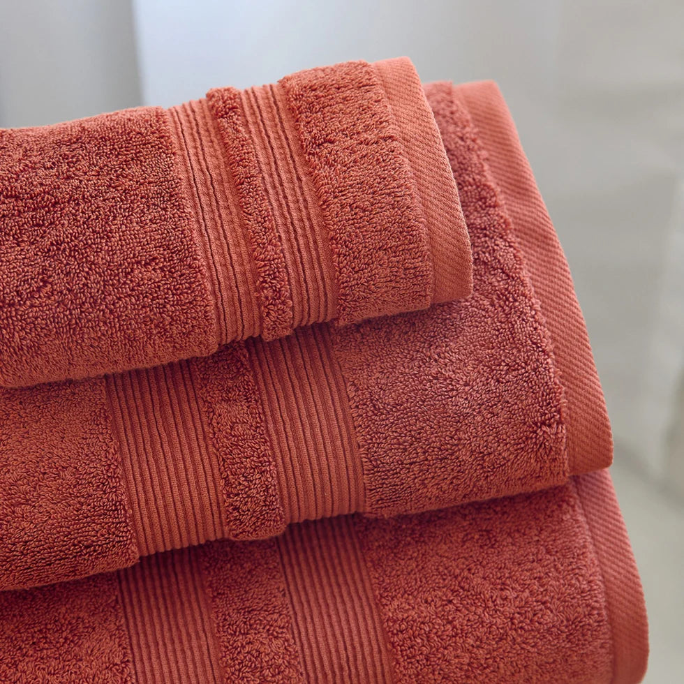 Elysian Luxe Bath Towel – 100% Cotton, 650 GSM